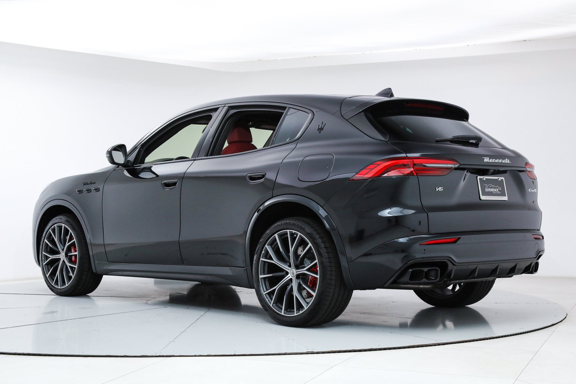 Modena AWD