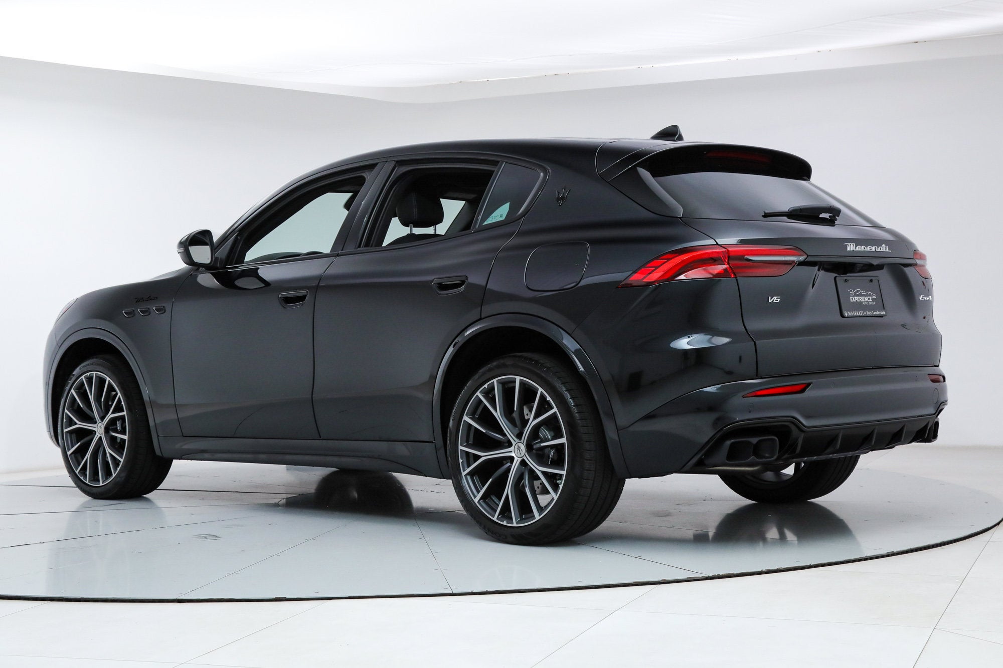 Modena AWD