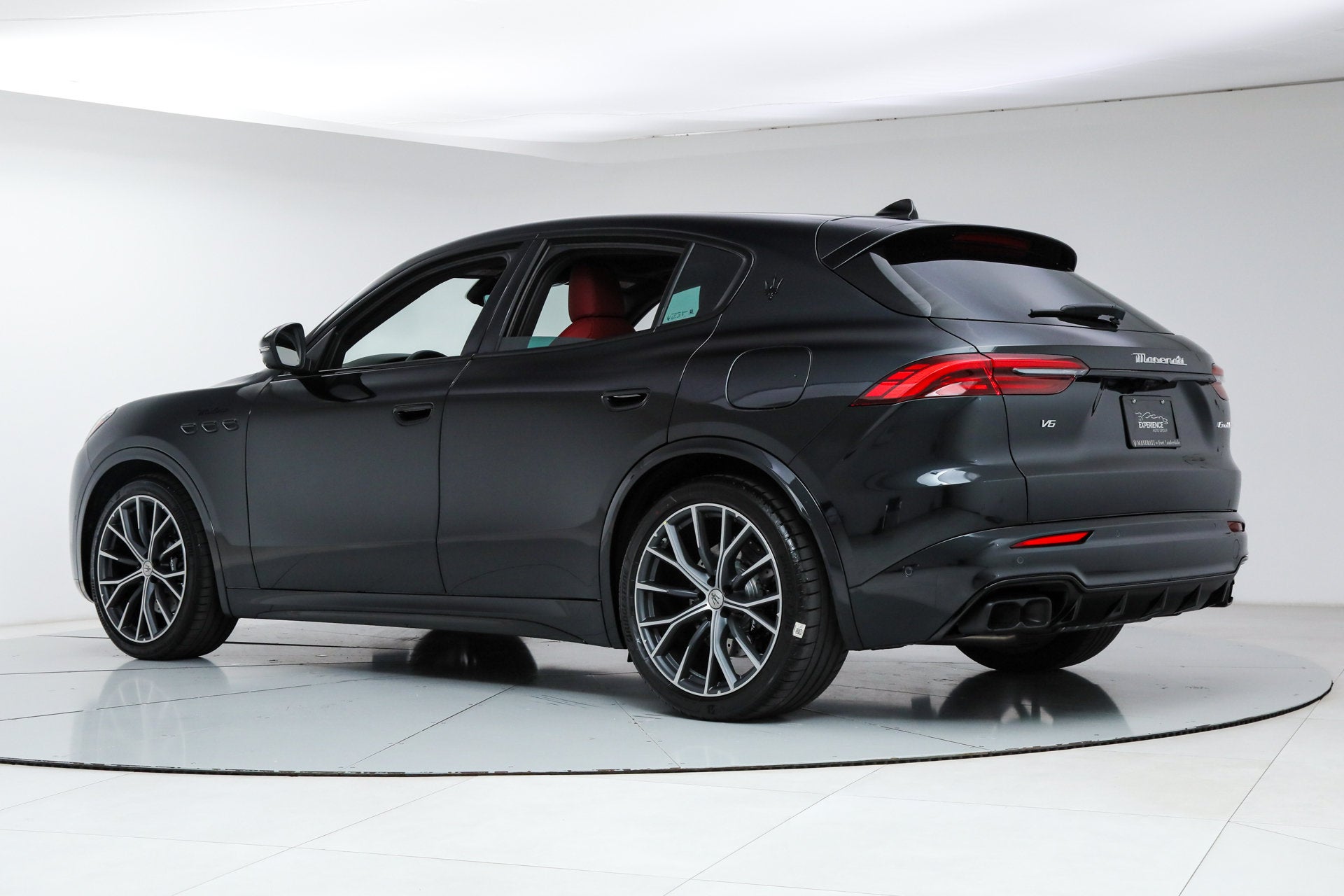 Modena AWD