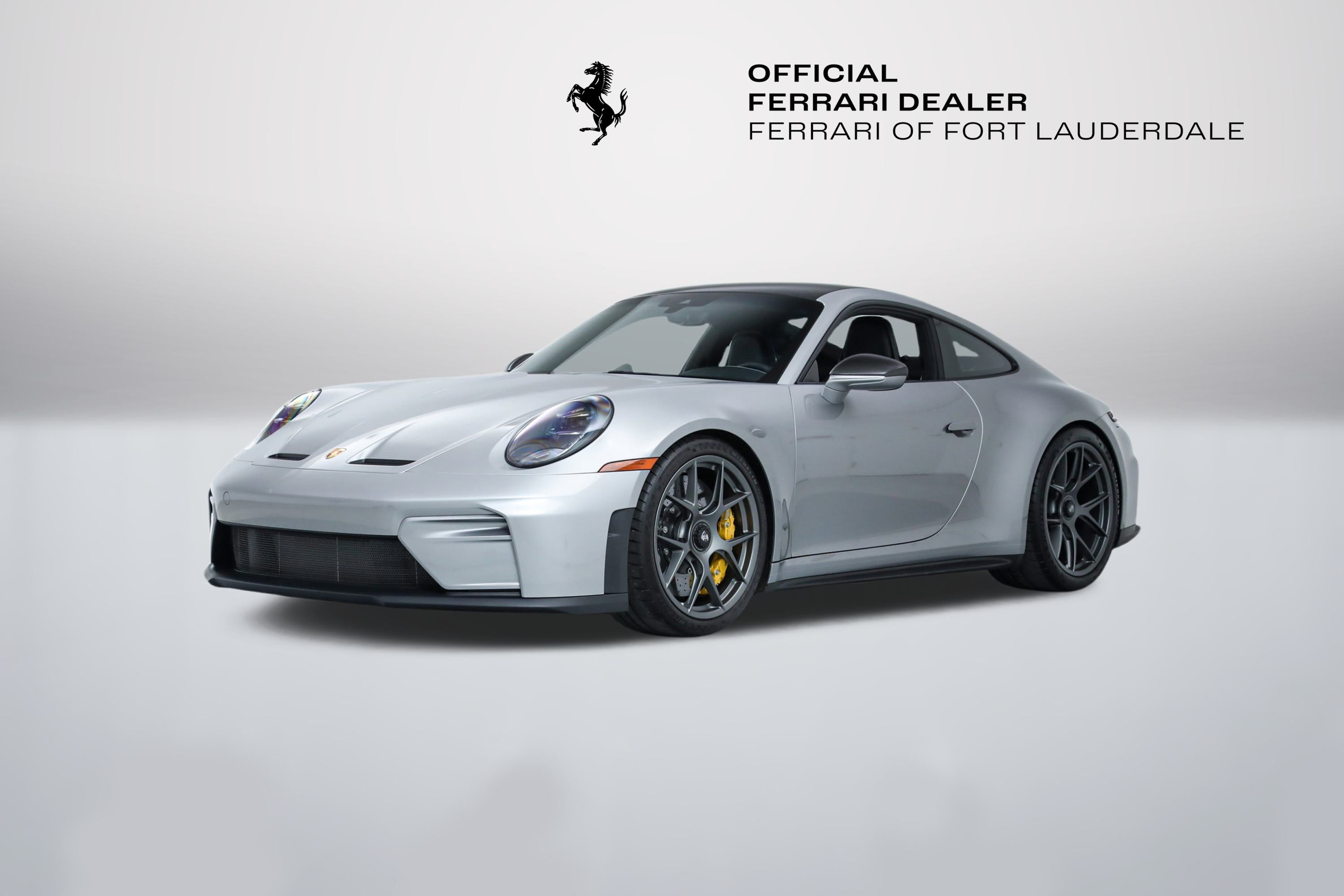 GT3 Coupe w/Touring Package