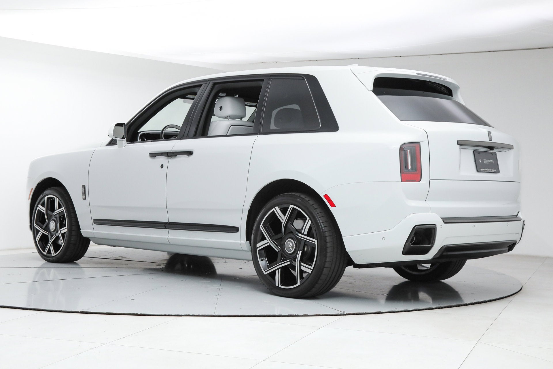 Black Badge Sport Utility