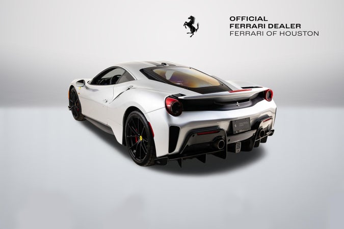 Ferrari 488 Pista