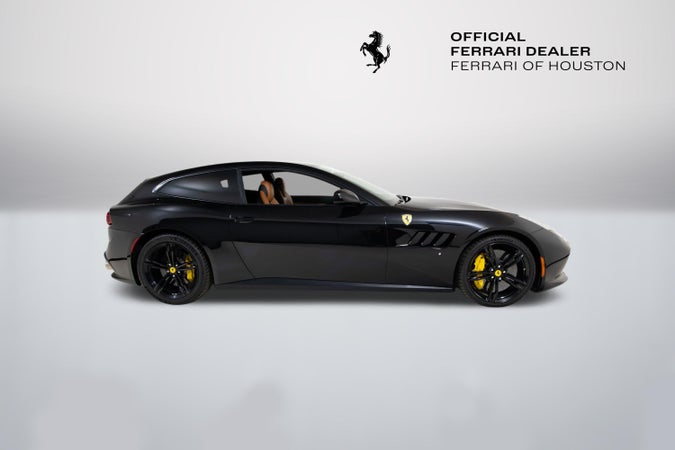 Ferrari GTC4Lusso