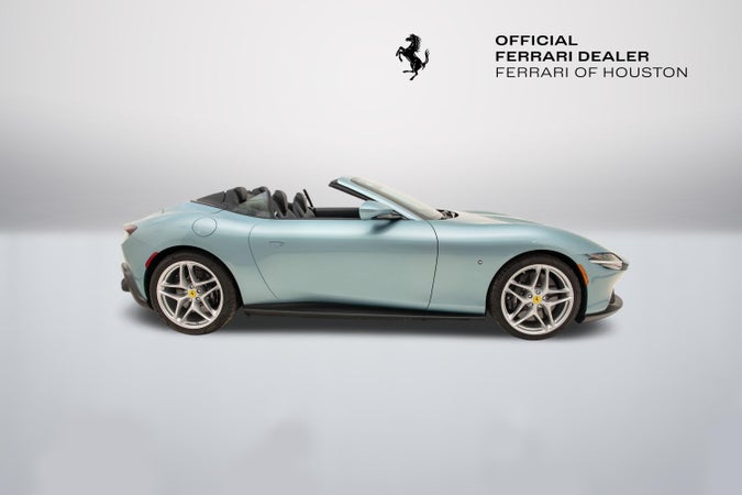 Ferrari Roma Spider