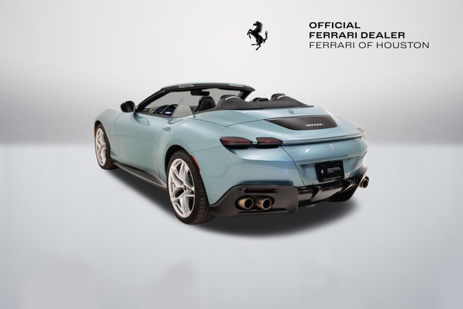 Ferrari Roma Spider
