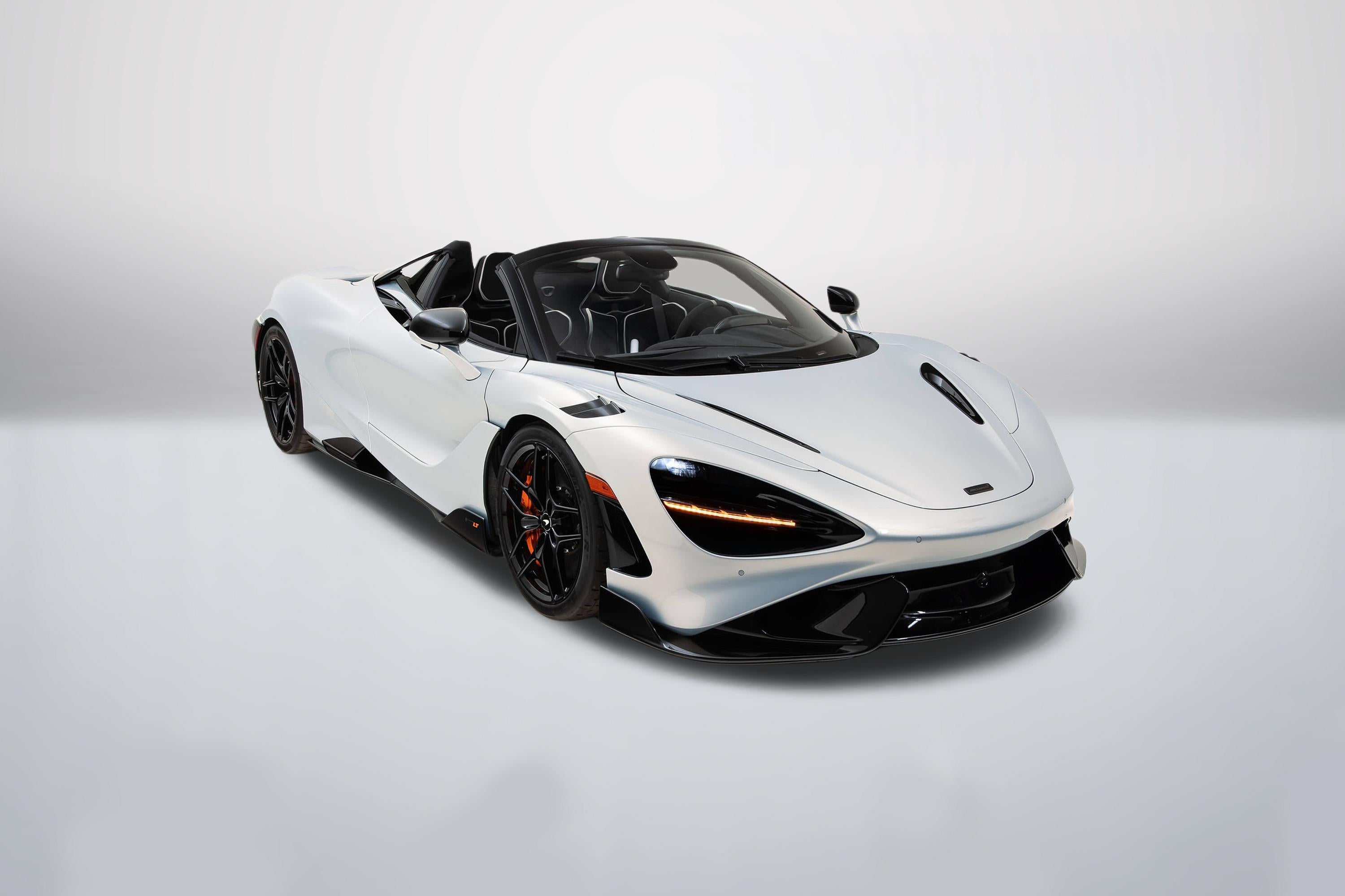 2022 McLaren 765LT
