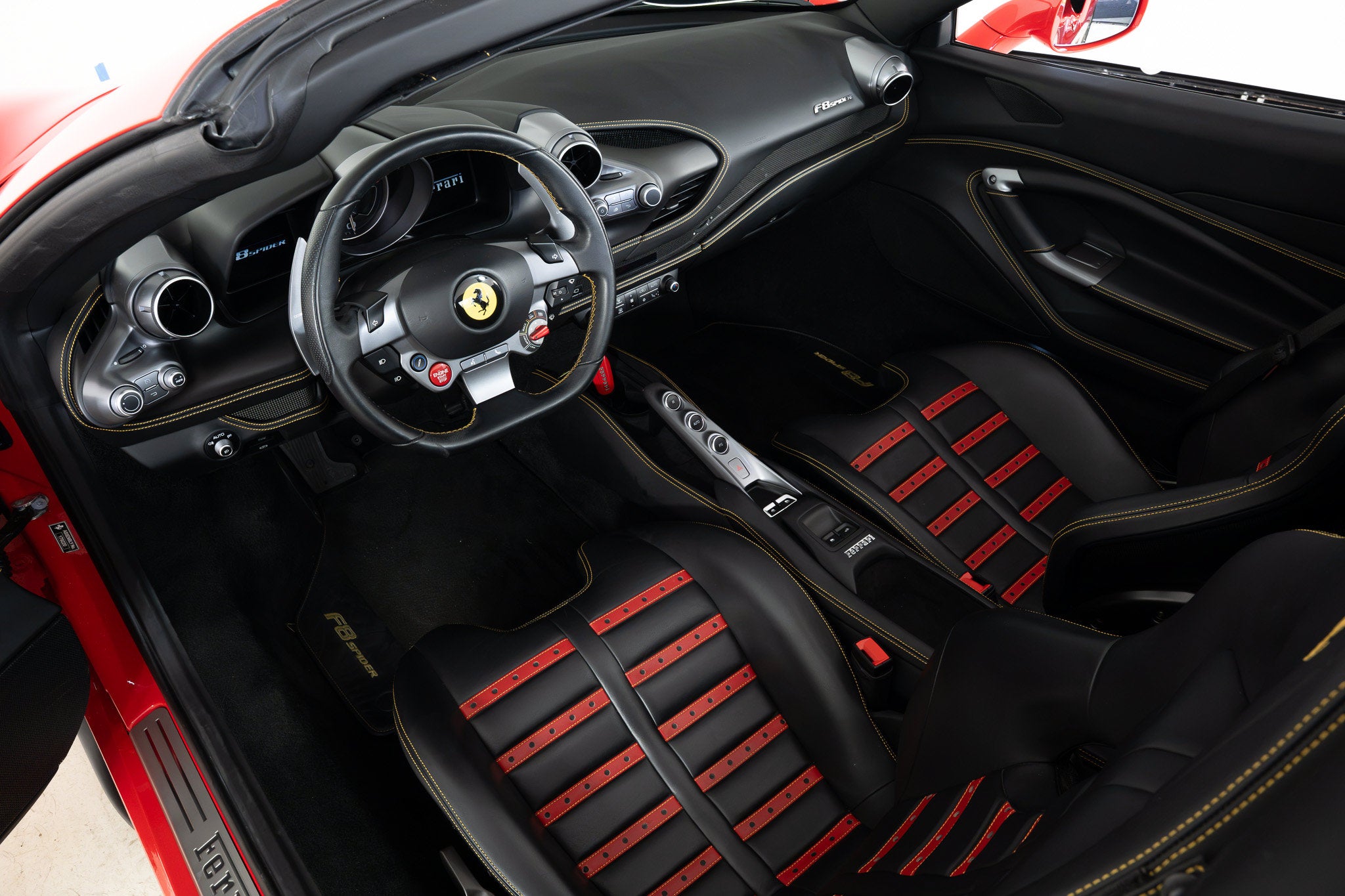 Ferrari F8 Spider, photo 4