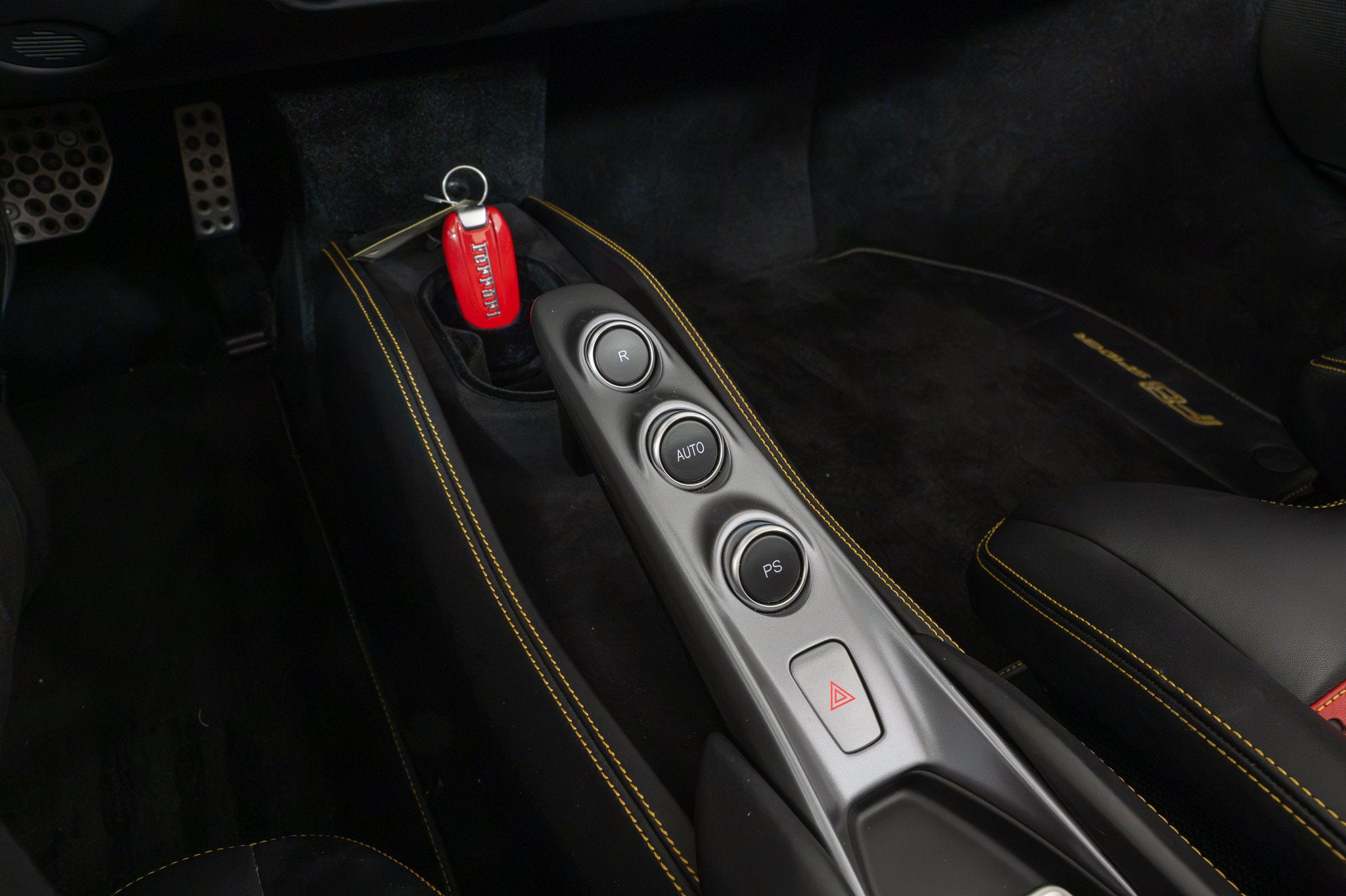 Ferrari F8 Spider, photo 14