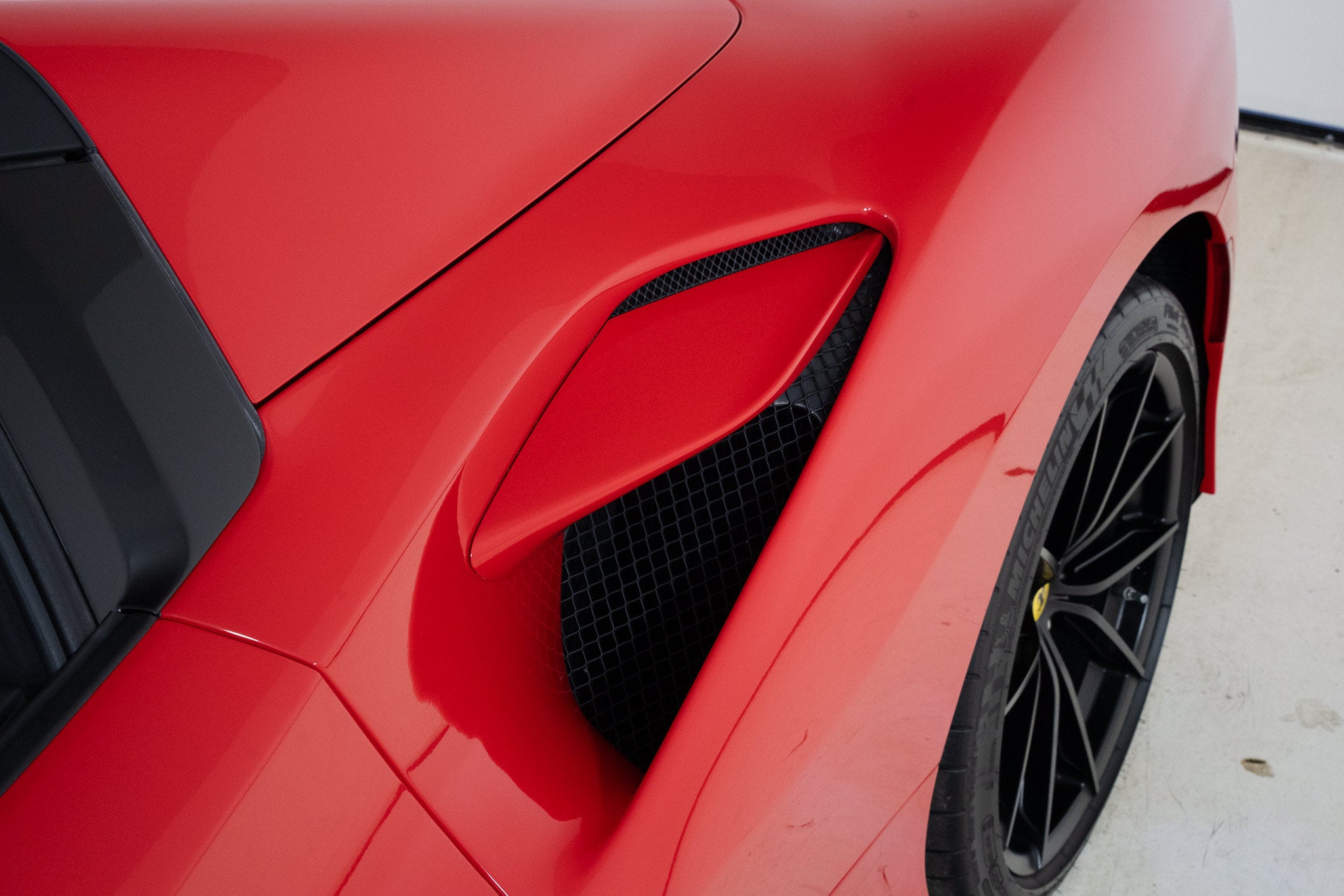 Ferrari F8 Spider, photo 26