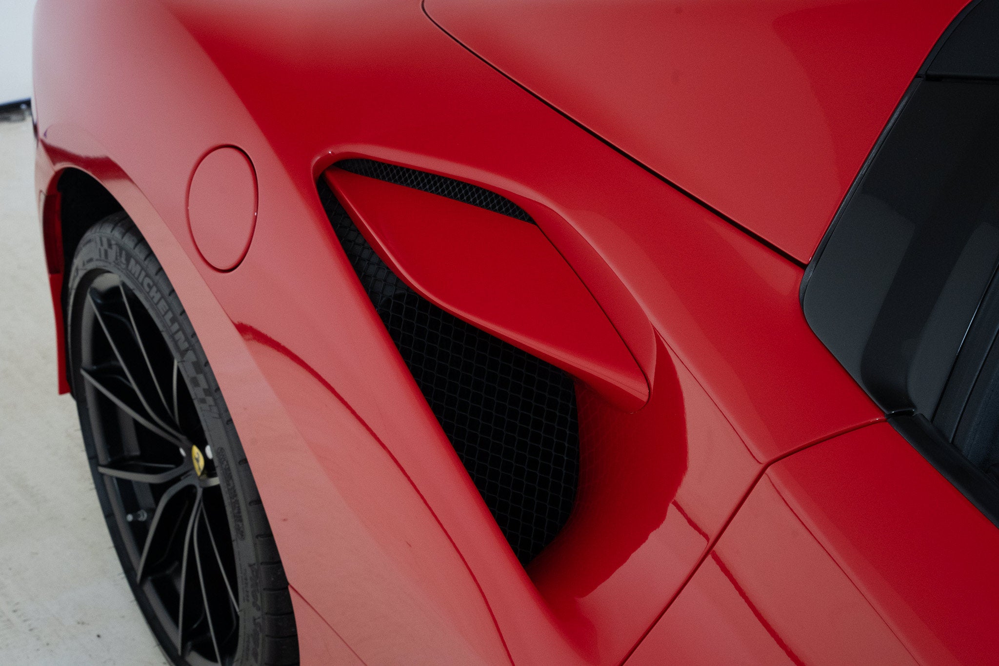 Ferrari F8 Spider, photo 27