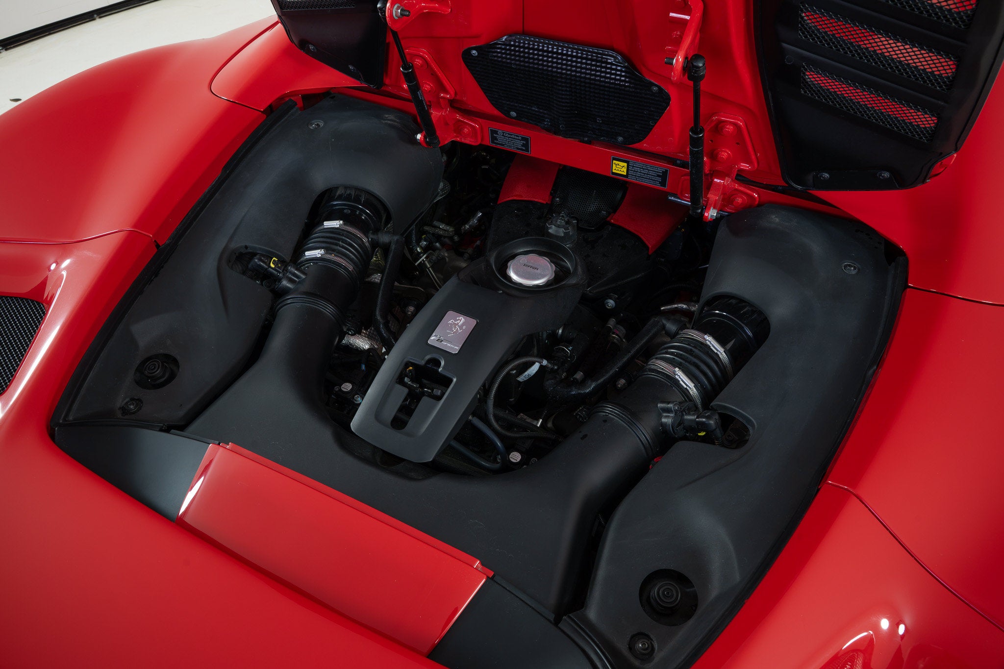 Ferrari F8 Spider, photo 37