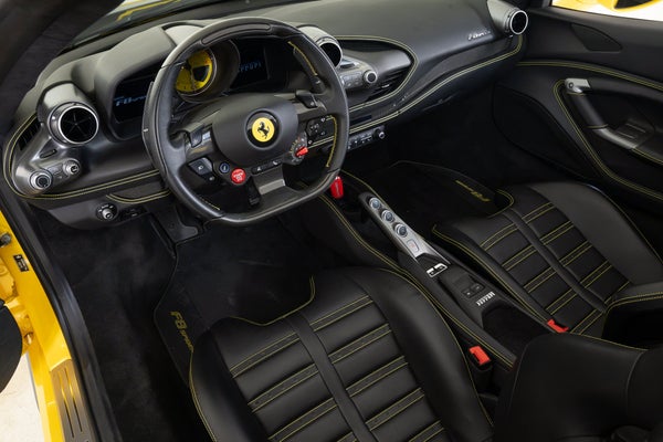 Ferrari F8 Spider