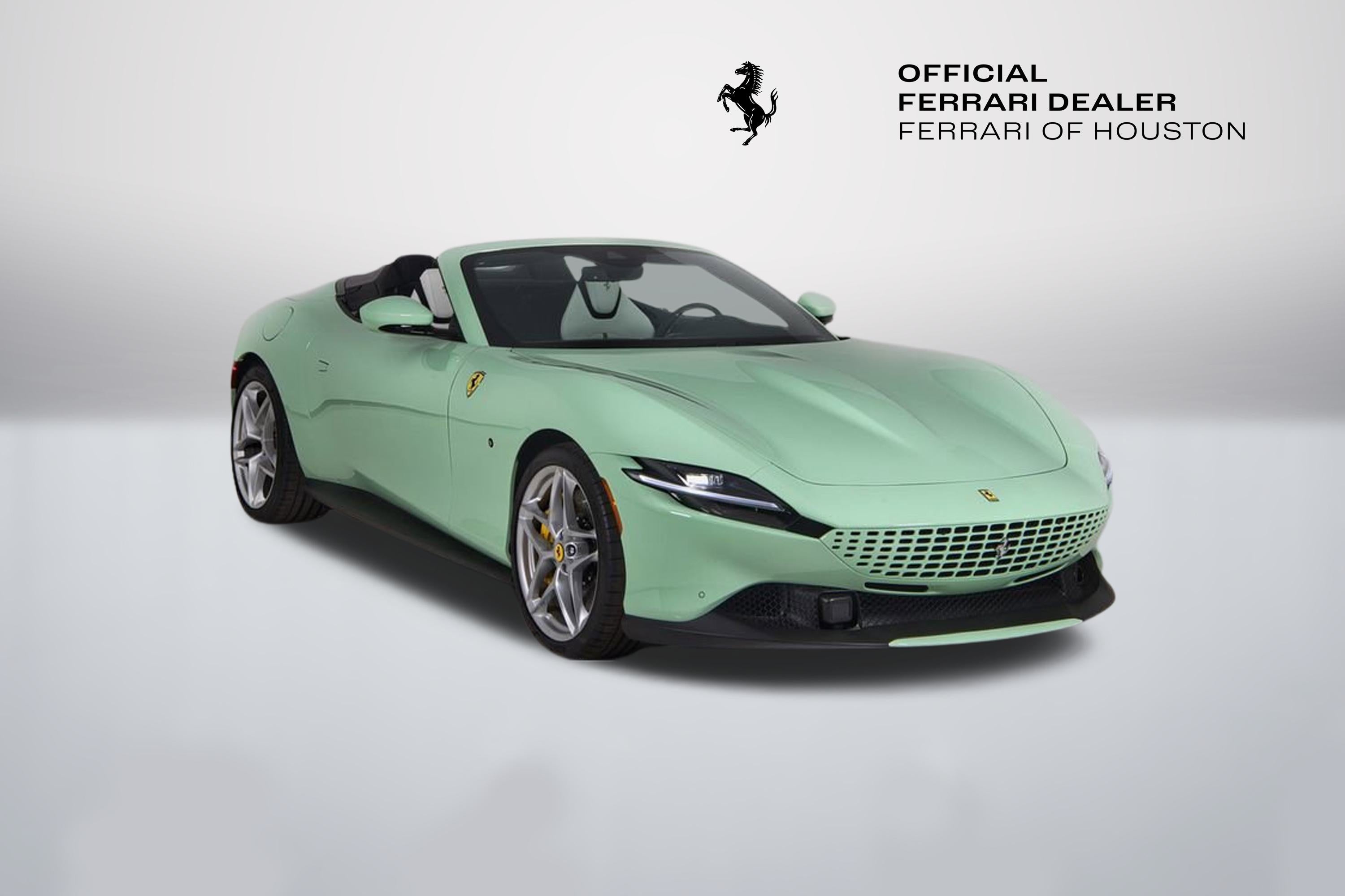 2025 Ferrari Roma Spider photo 2