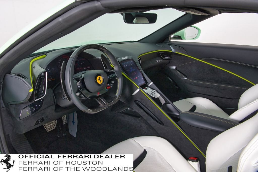 2025 Ferrari Roma Spider photo 4