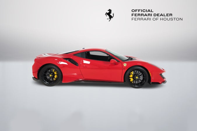 Ferrari 488 Pista