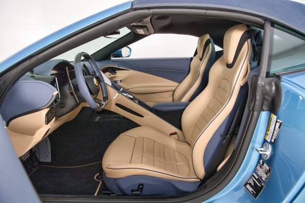 Ferrari Roma Spider