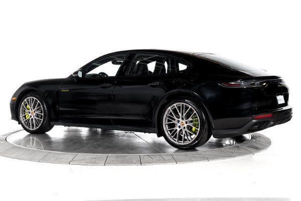 4S E-Hybrid AWD