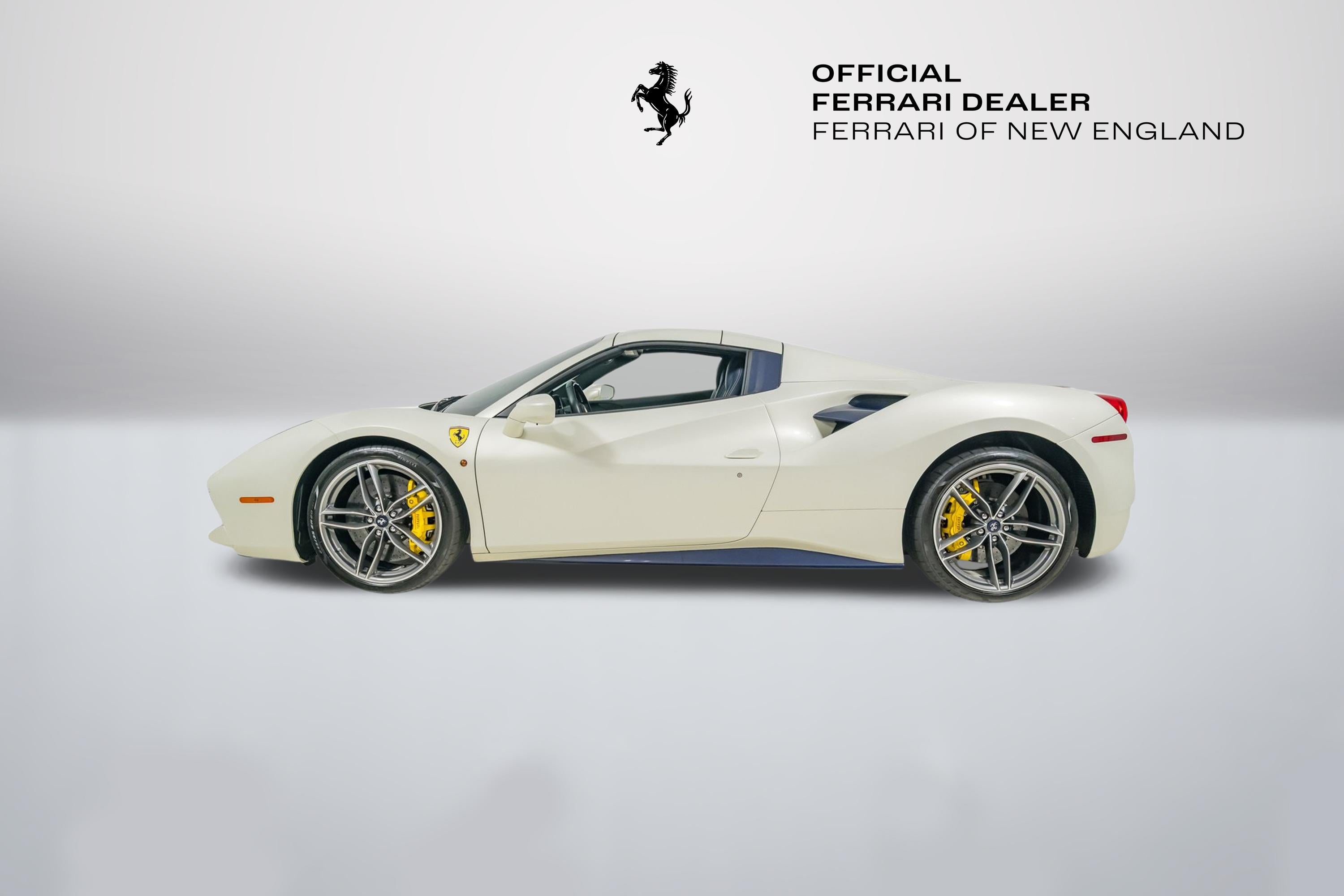 Ferrari-488-Spider-ZFF80AMA9K0238154 - Ferrari of New England