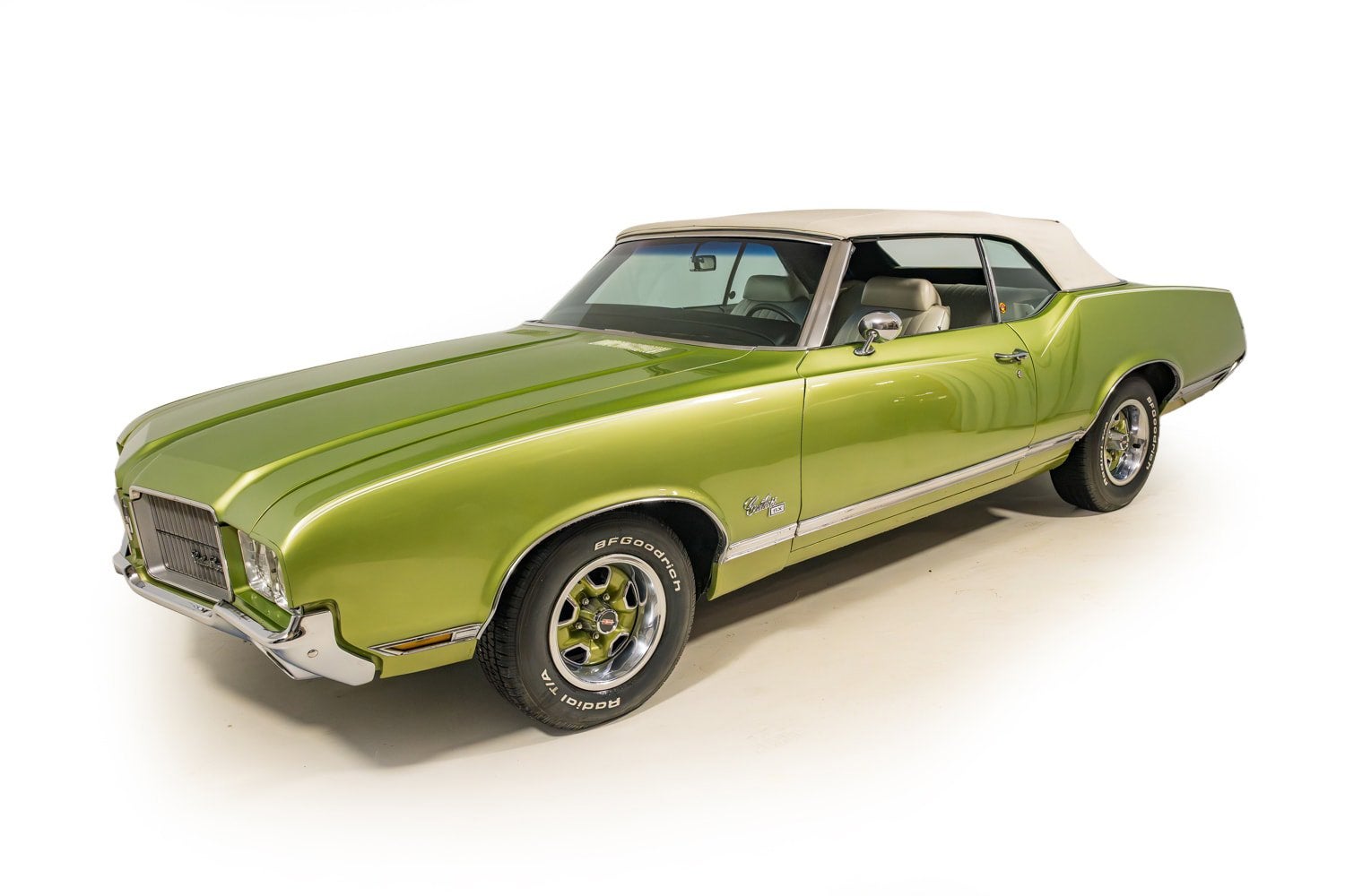 - Ferrari of New England