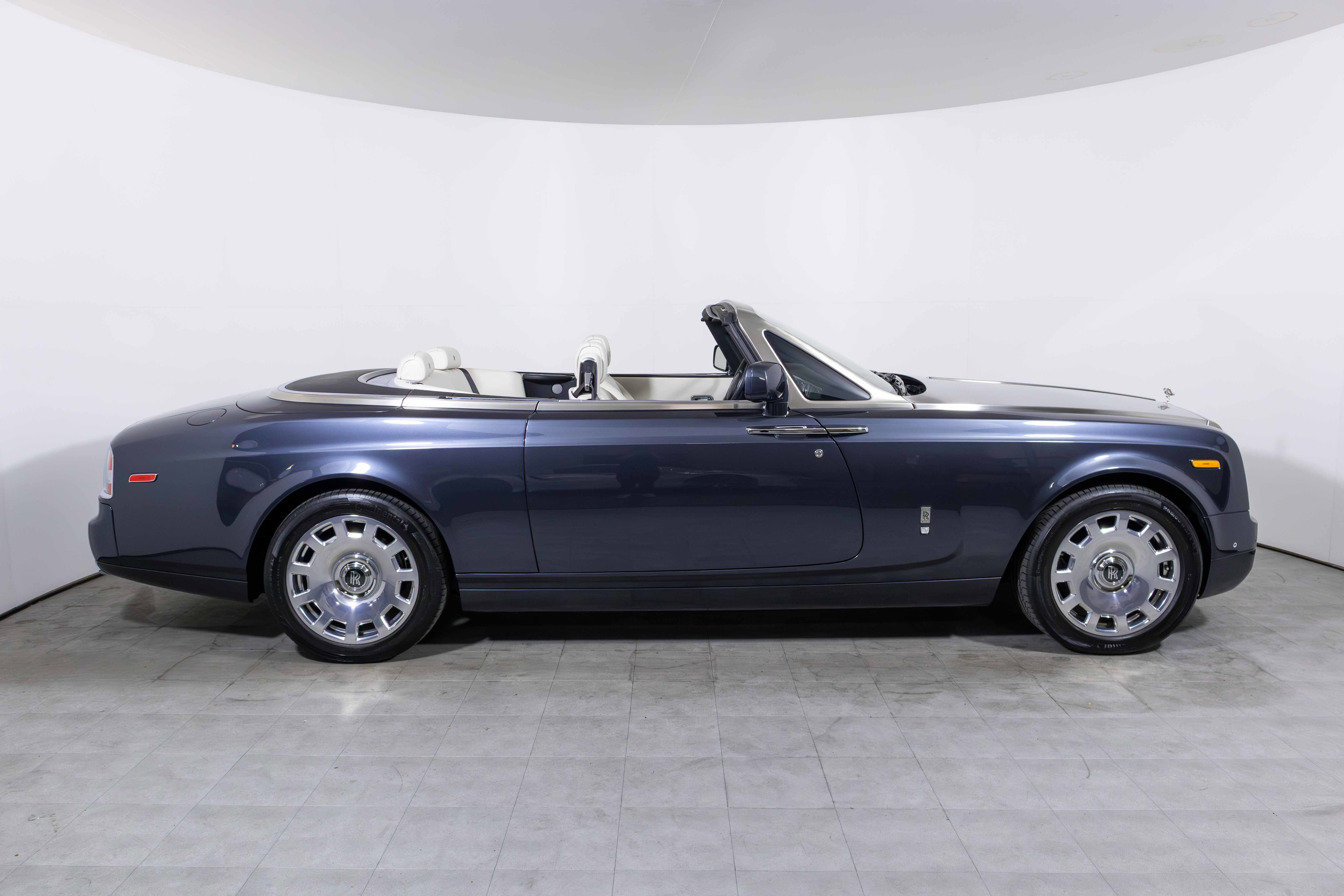 2013 Rolls Royce Phantom Drophead Coupe photo 4