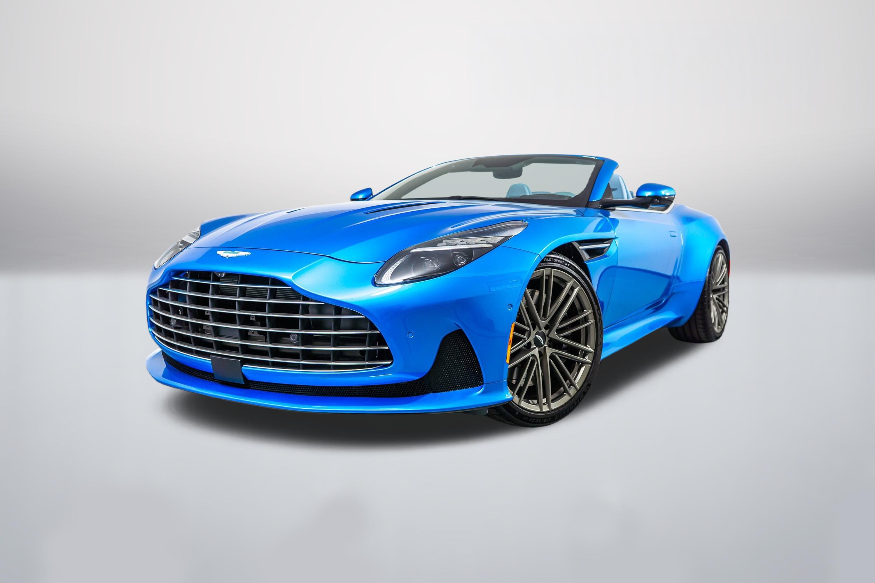 2024 Aston Martin DB12 Volante