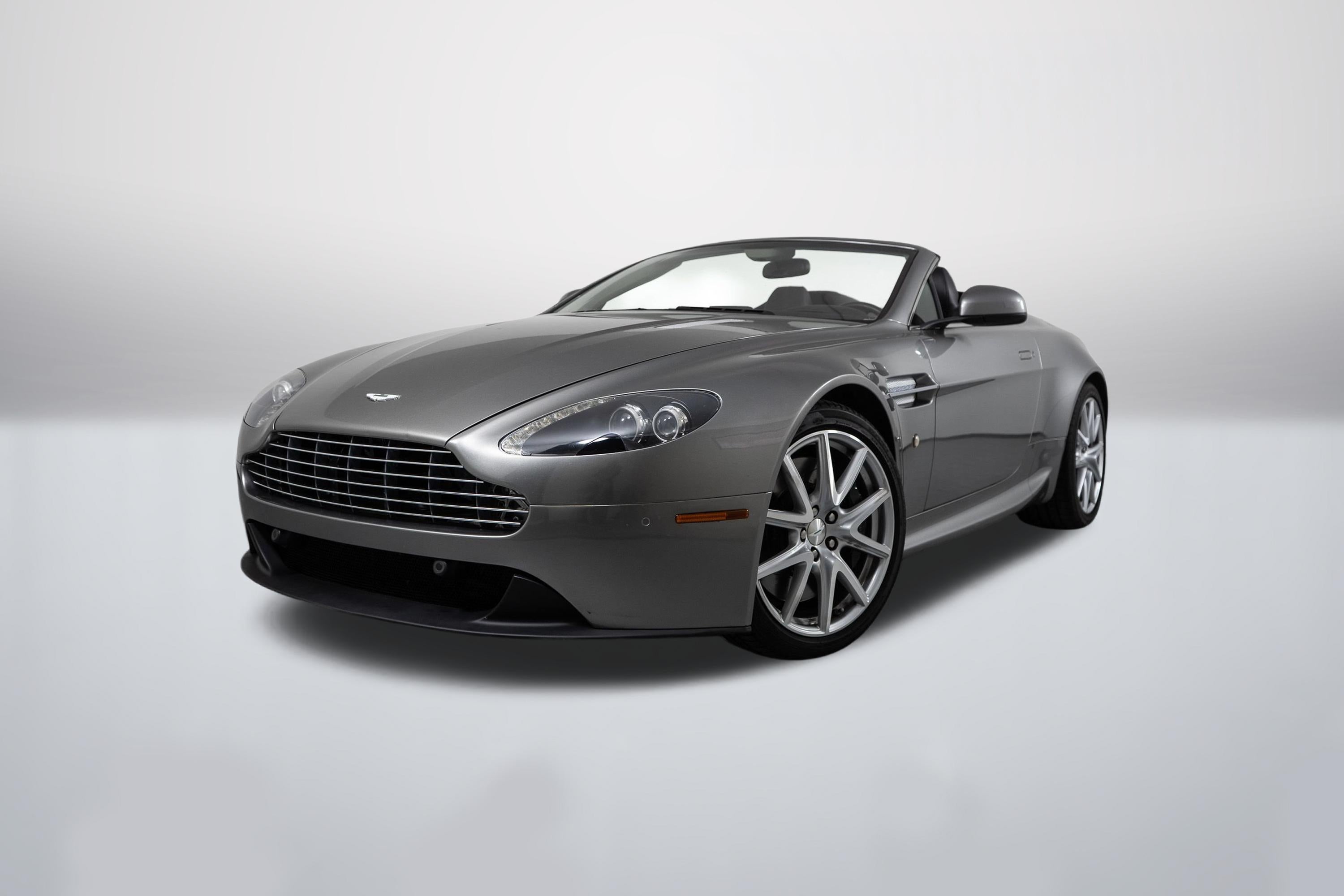 2012 Aston Martin V8 Vantage 