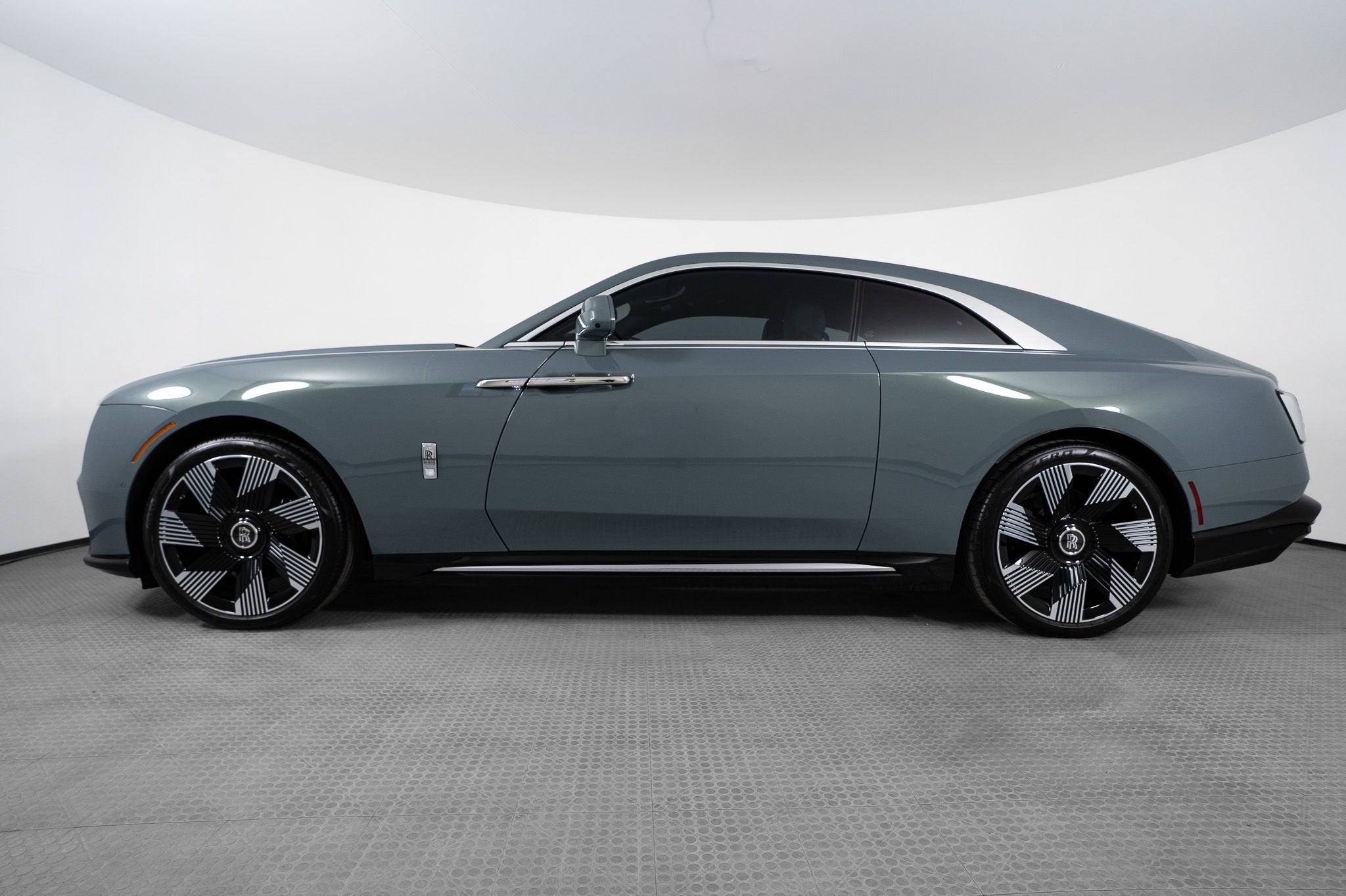 Used 2024 Rolls-Royce Spectre Base with VIN SCATK2C06RU218780 for sale in Rancho Mirage, CA