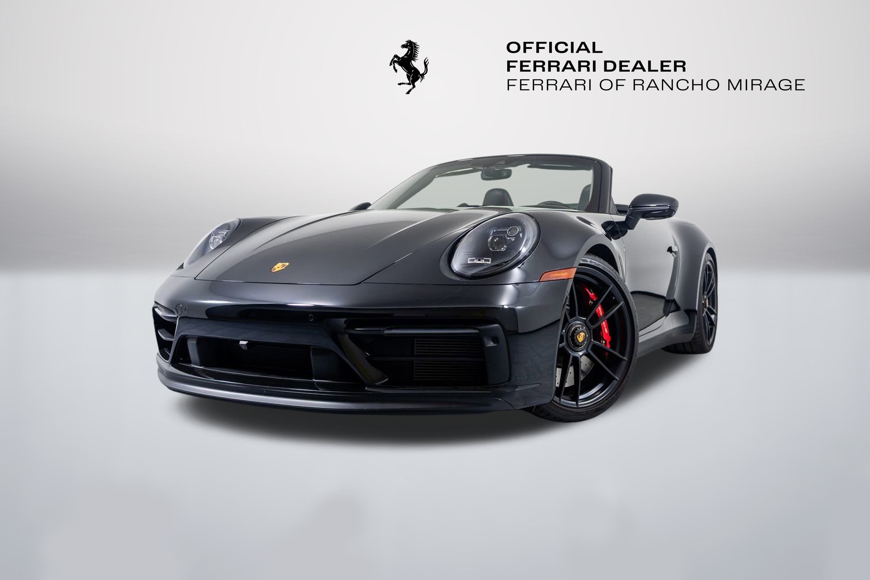 2022 Porsche 911 GTS Cabriolet photo 2