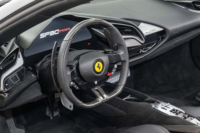 Ferrari SF90 Spider