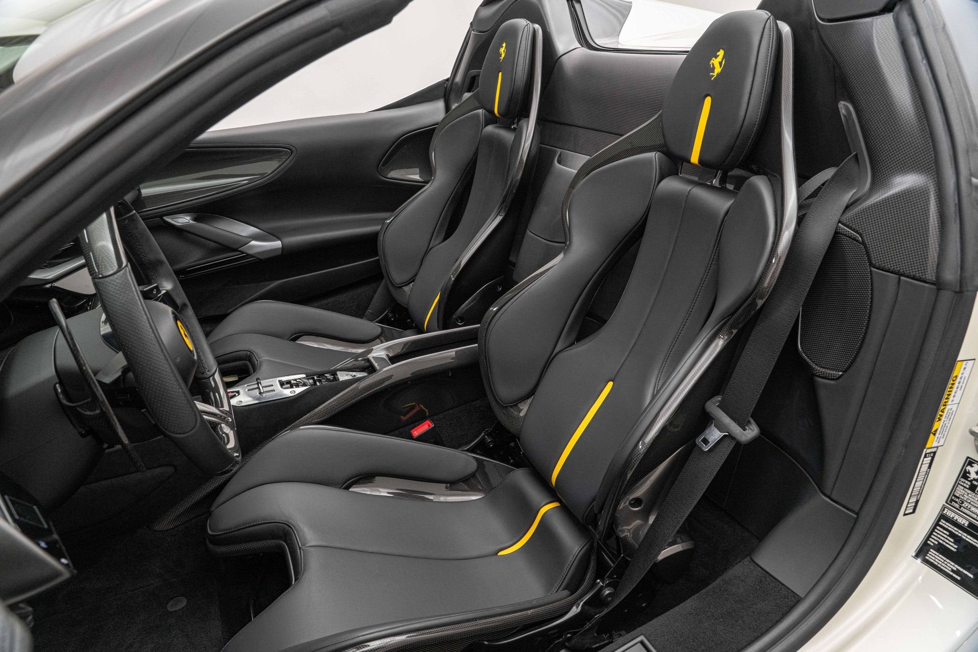 2024 Ferrari SF90 Base - Photo 5