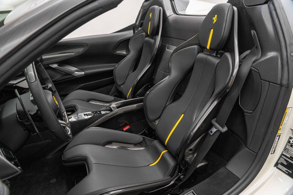 Ferrari SF90 Spider