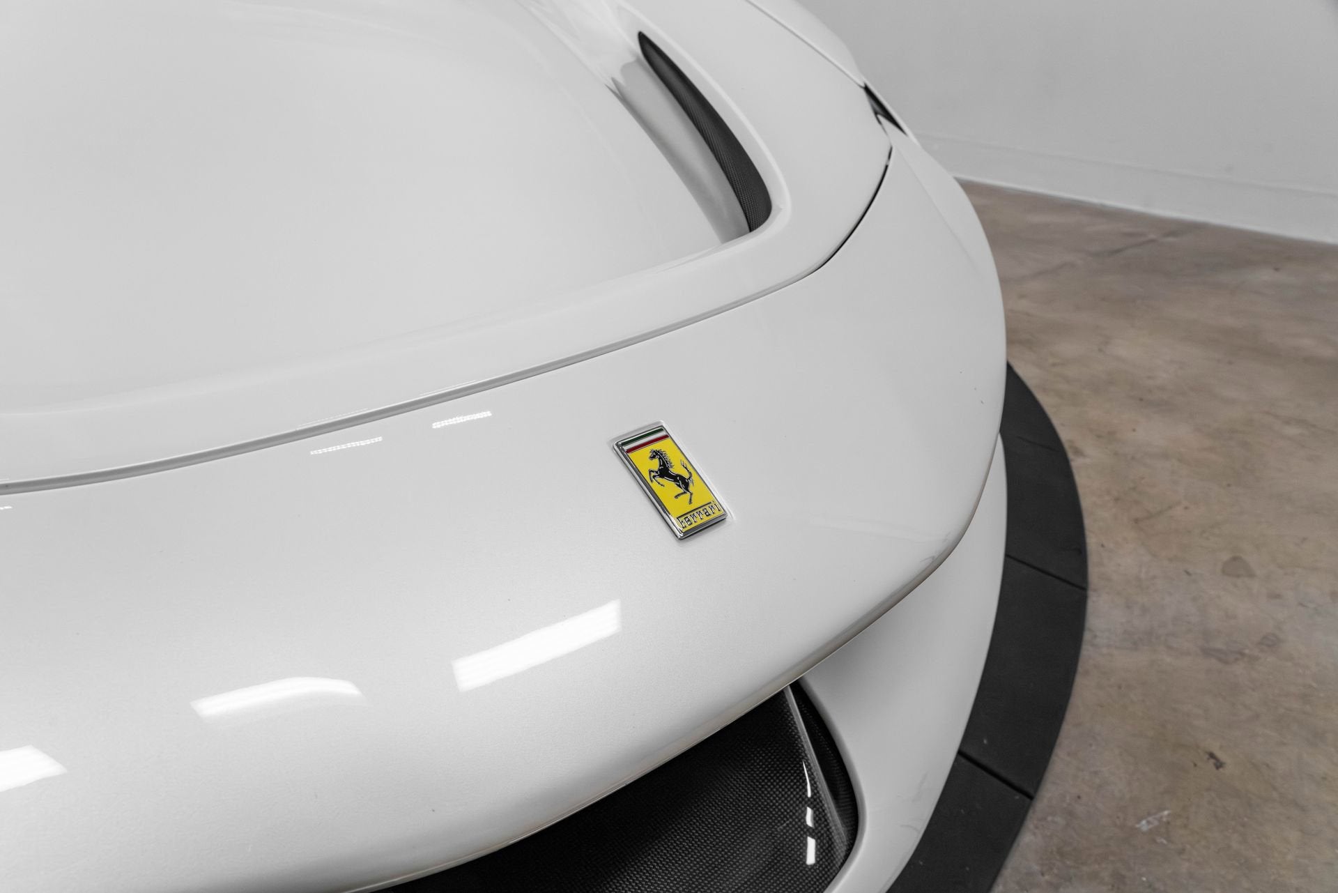 2024 Ferrari SF90 Base - Photo 48