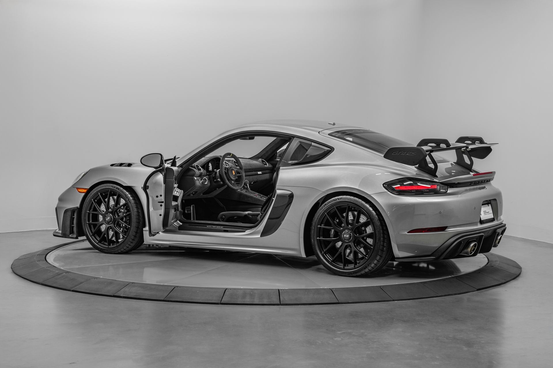 GT4 RS Coupe