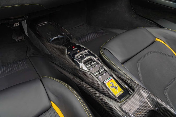 Ferrari 296 GTS