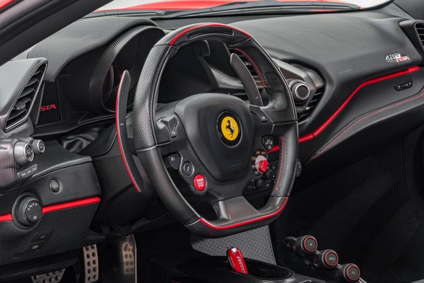 Ferrari 488 Pista