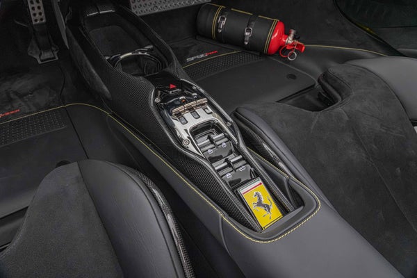 Ferrari SF90 Spider