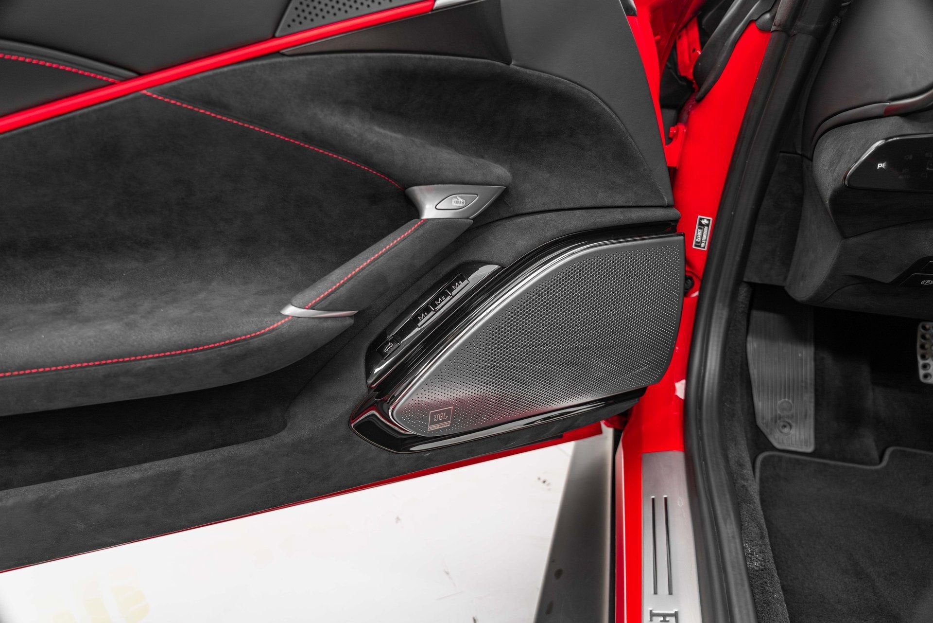 2025 Ferrari Roma Base - Photo 29