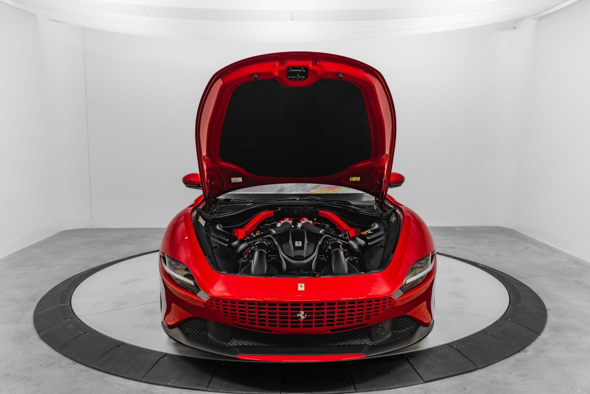 2025 Ferrari Roma Base - Photo 42