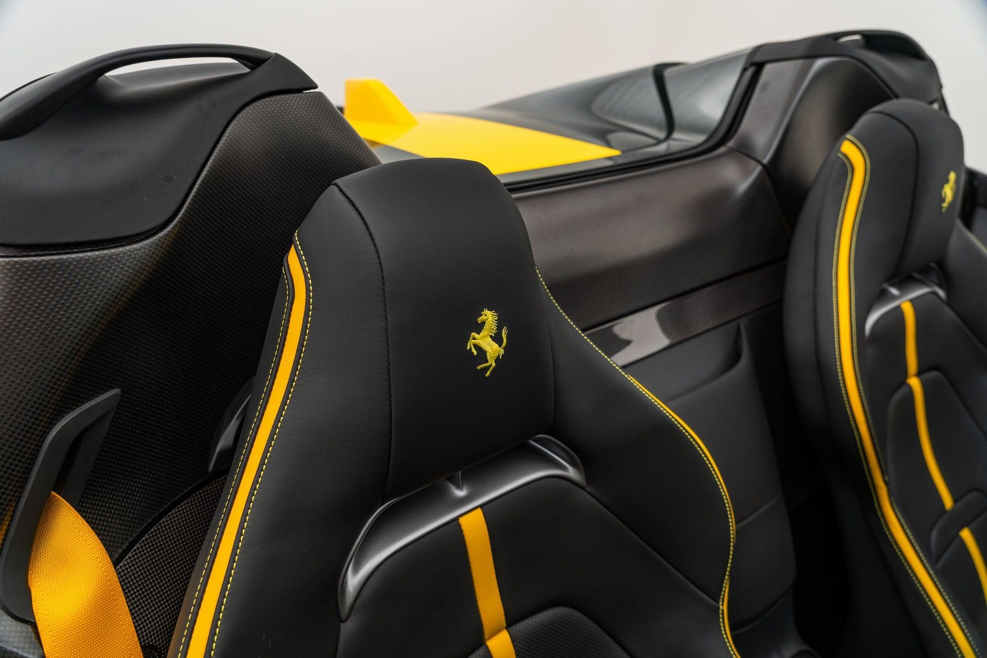 2025 Ferrari SF90 Base - Photo 36
