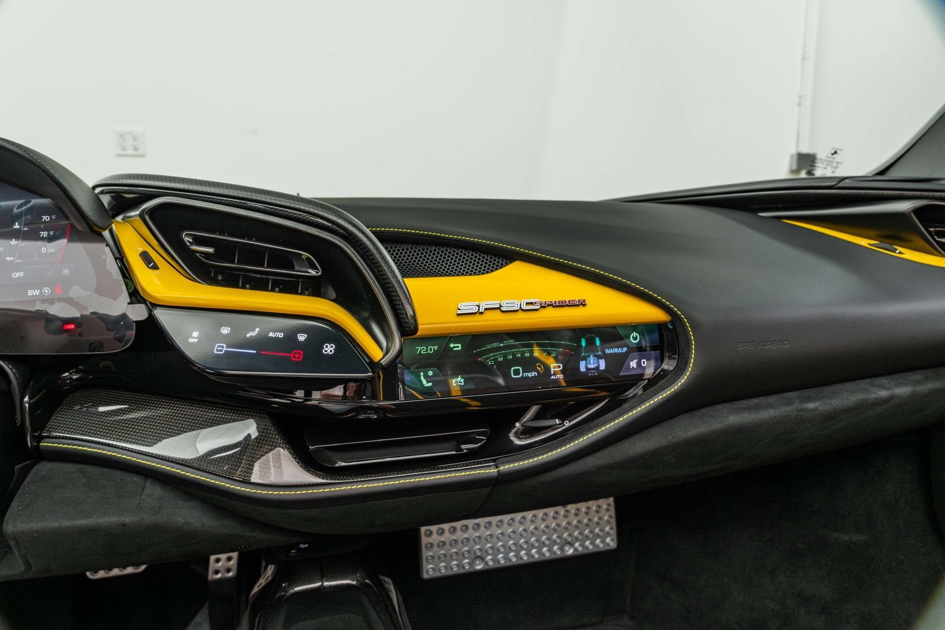 2025 Ferrari SF90 Base - Photo 54