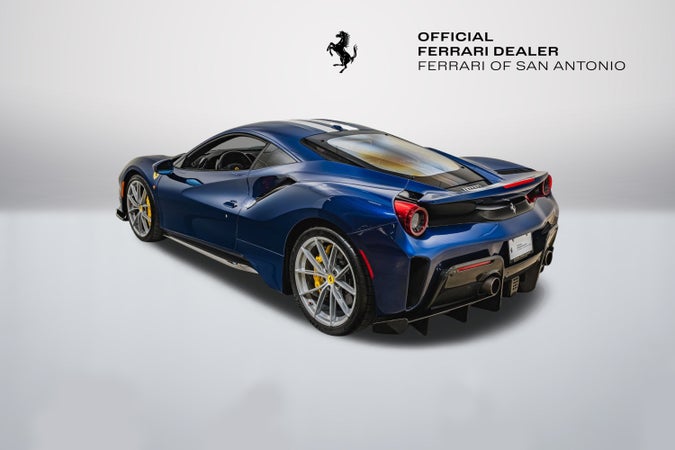 Ferrari 488 Pista