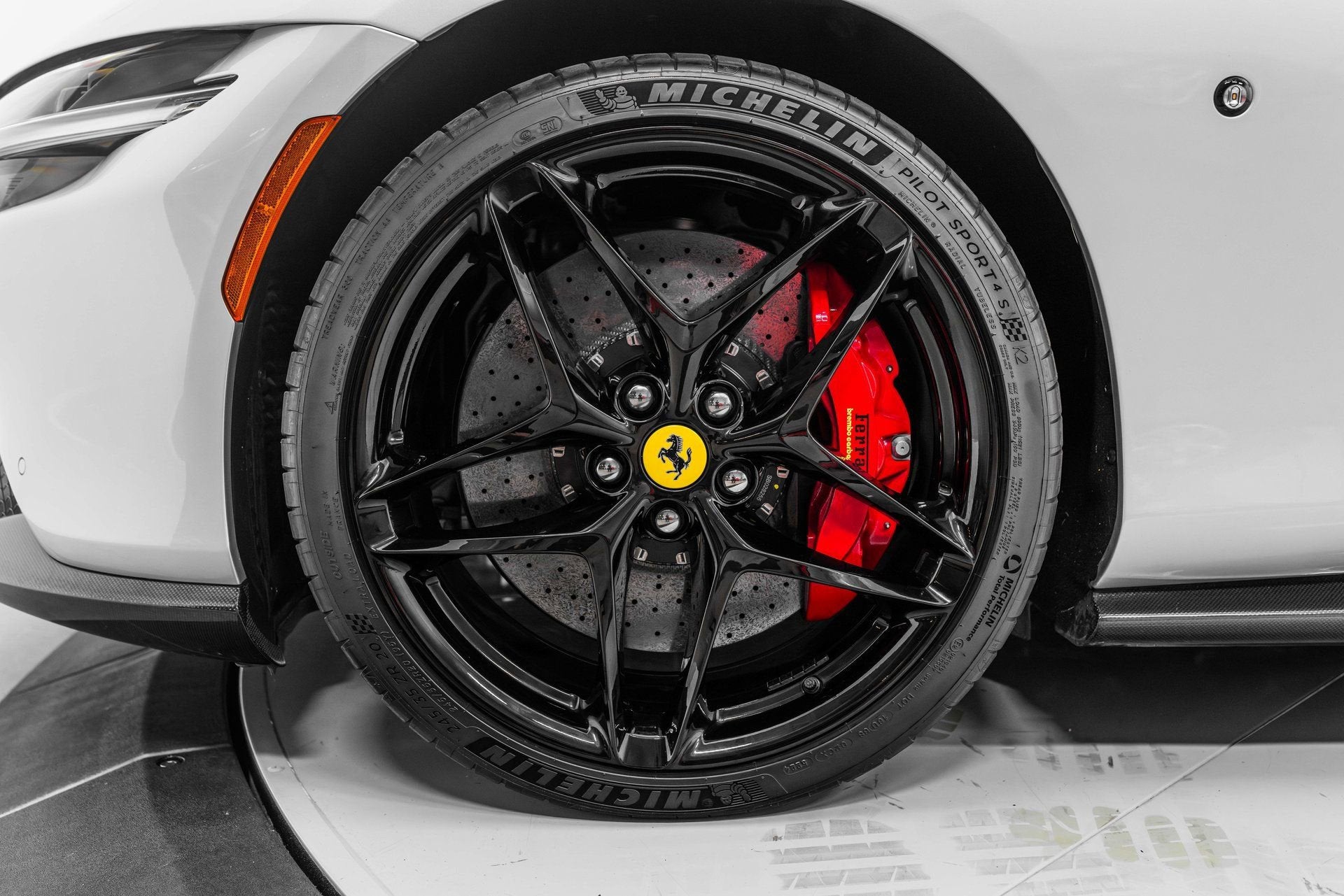 2025 Ferrari Roma Base - Photo 13