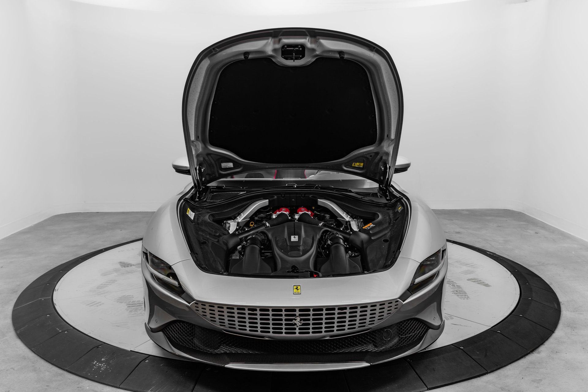 2025 Ferrari Roma Base - Photo 19