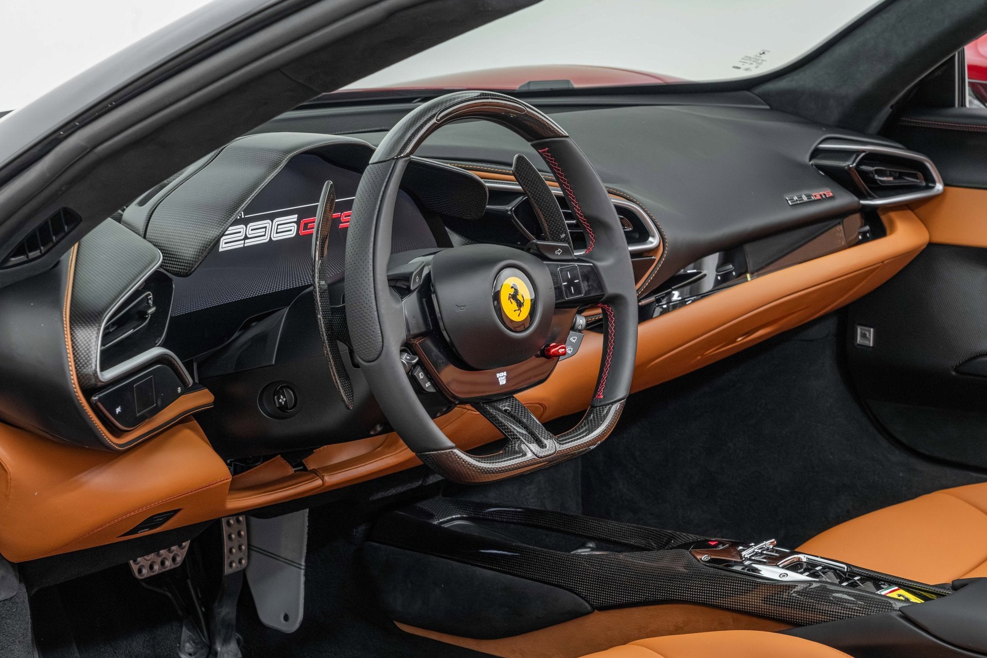 2024 Ferrari 296 GTS photo 4