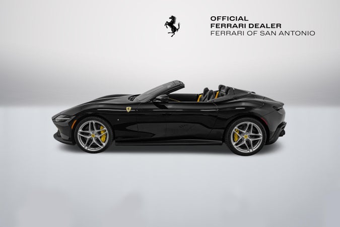 Ferrari Roma Spider