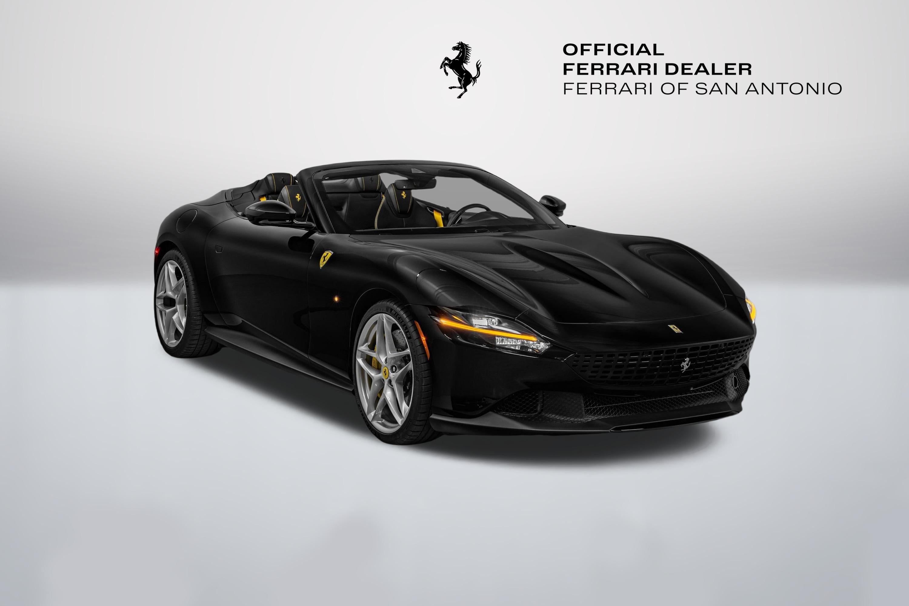 2025 Ferrari Roma Spider's photo