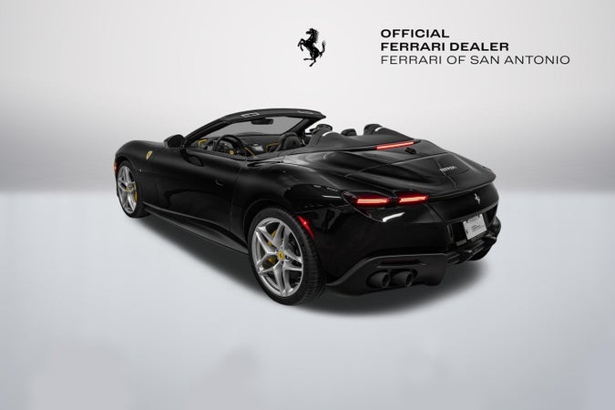 Ferrari Roma Spider