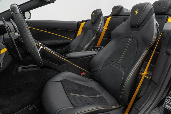 Ferrari Roma Spider