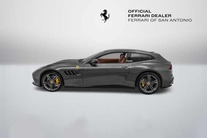 Ferrari GTC4Lusso