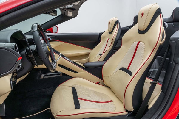 Ferrari Roma Spider